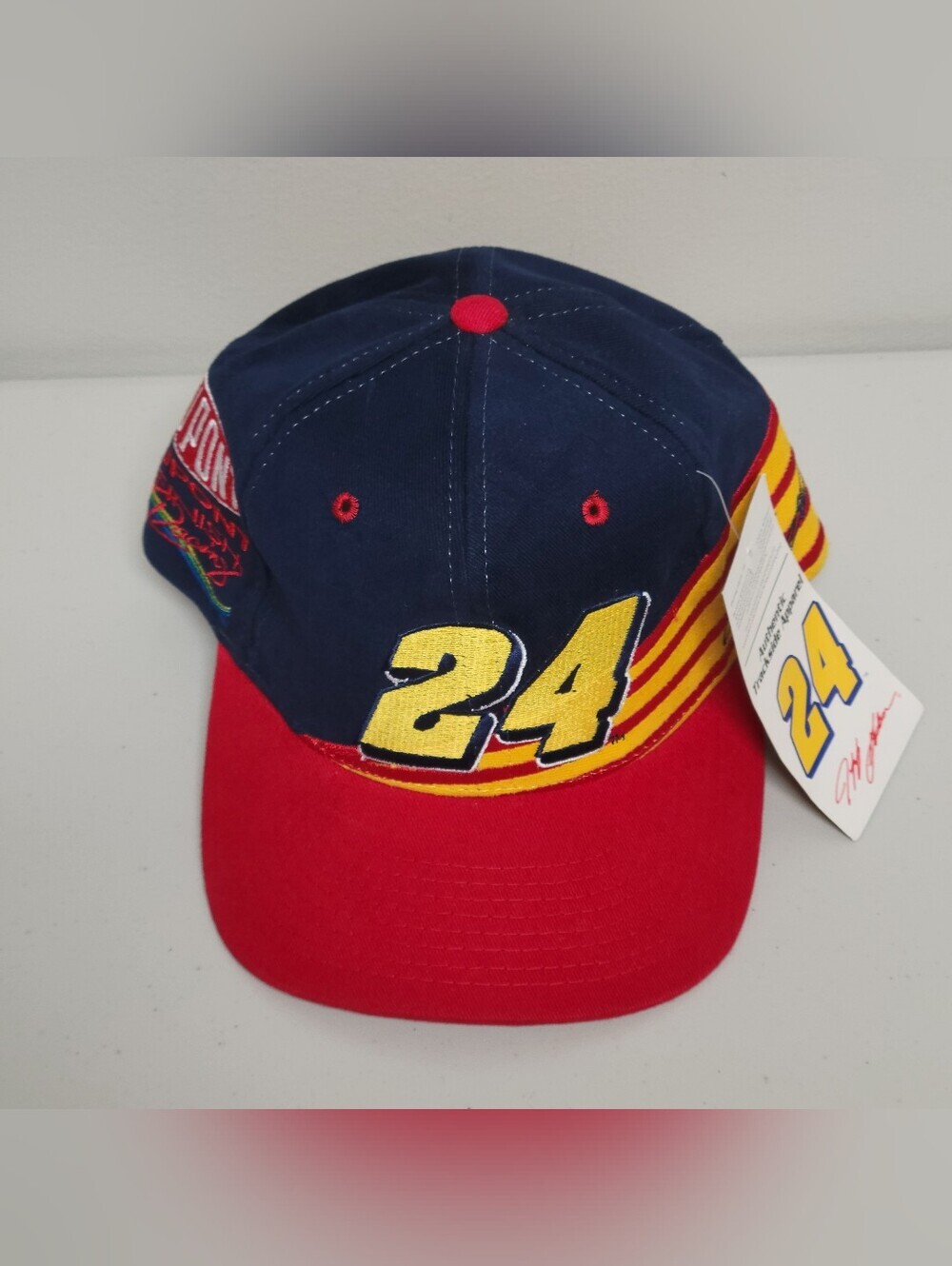 NWT Vintage Jeff Gordon Nascar Dupond #24 Snapback Hat.